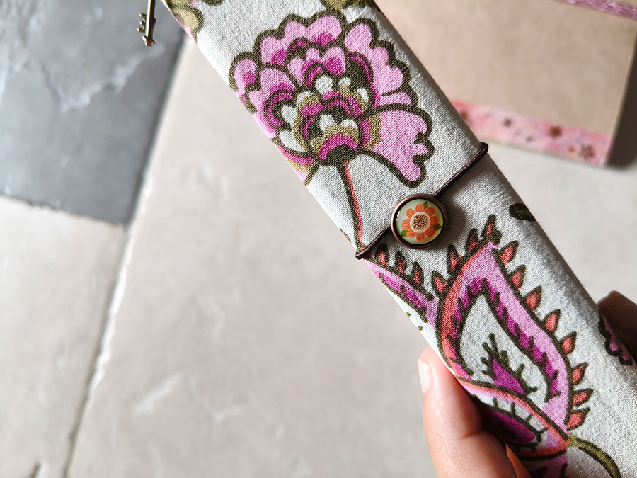 Traveler’s Notebook artesanal de algodón - Colección Floral - Imagen 5